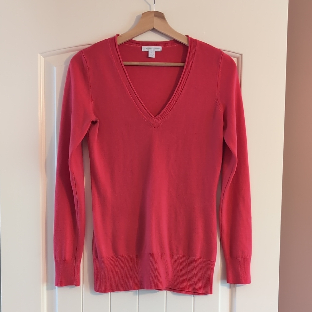 New York and Company Bright Pink Sweater